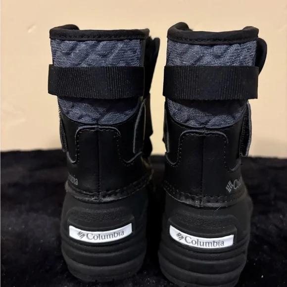 Toddler Columbia Black and Gray Winter Boots - Picture 3 of 5